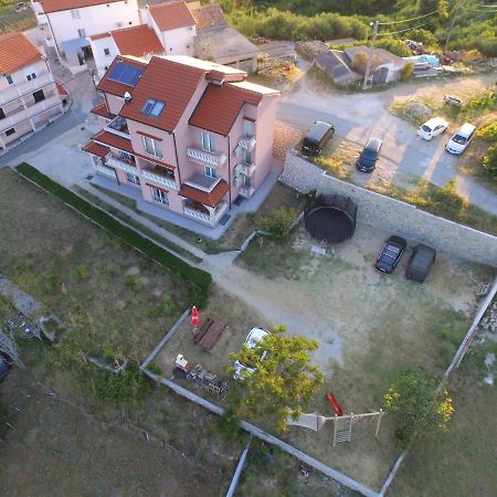 Apartmani Danijela Tomicic Lopar Eksteriør bilde