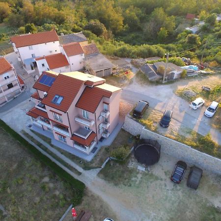 Apartmani Danijela Tomicic Lopar Eksteriør bilde